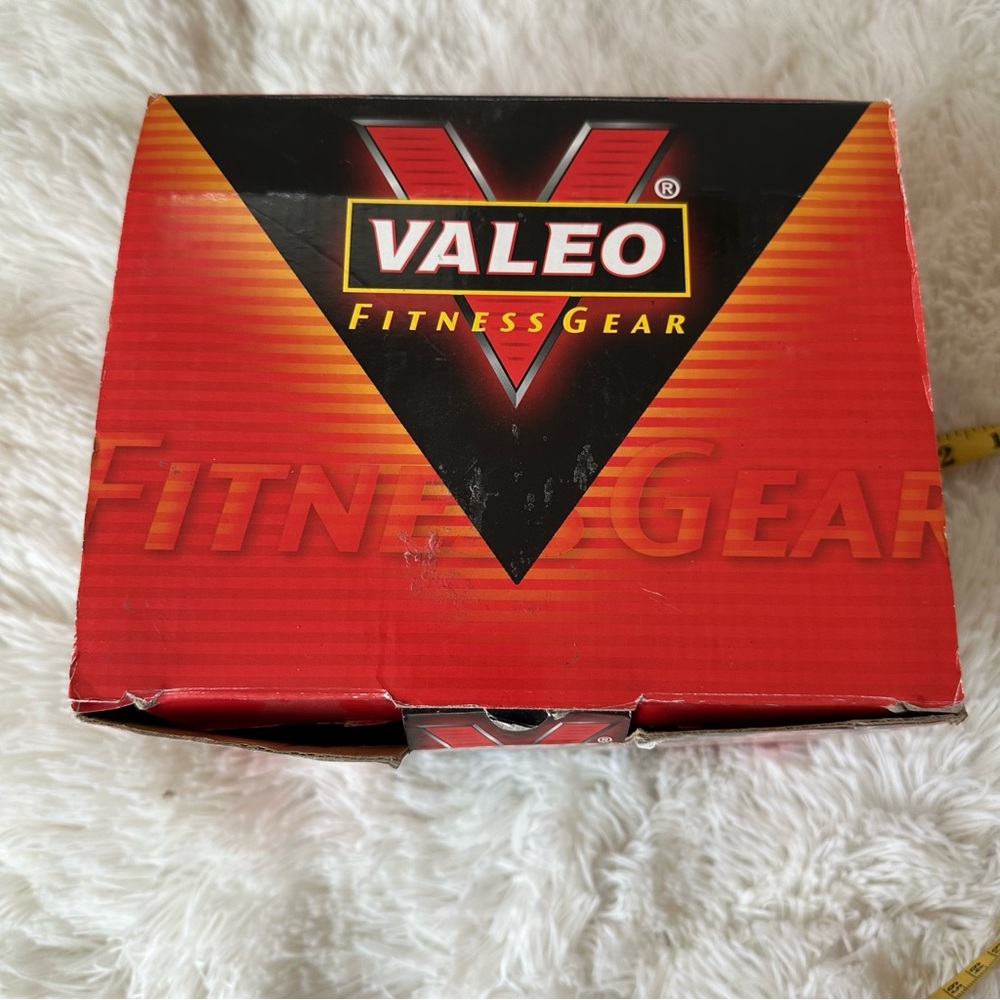 Valeo BodyBall Fitness Exercise Workout Ball - Picture 3 of 5